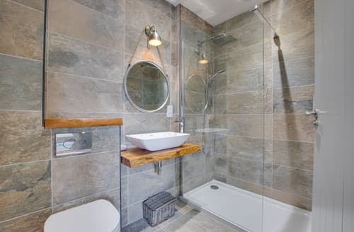 En suite Shower Room to Bedroom 5