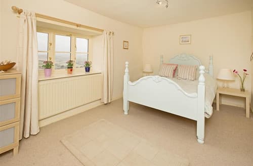 Double bedroom 4