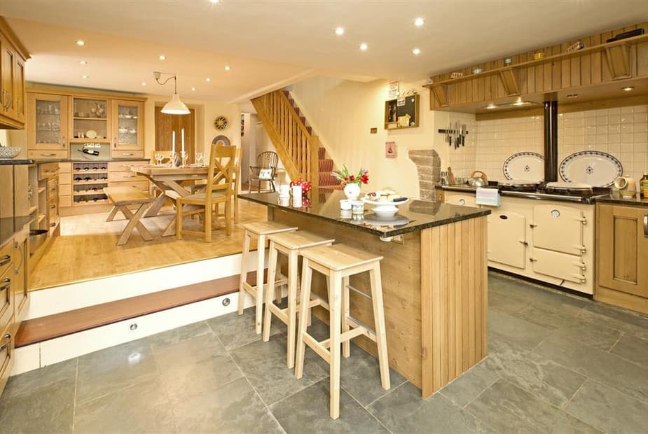kitchen steps