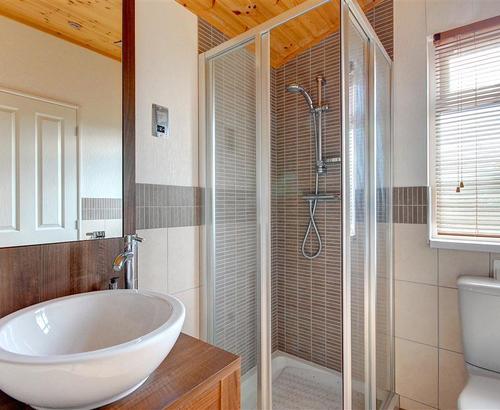 Bedroom 1 En-suite