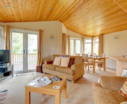 Sitting Room - View 2