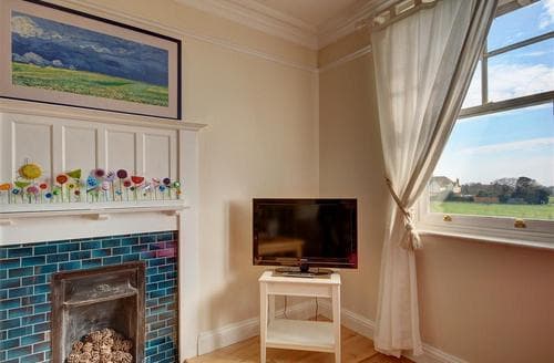Sitting Area - Window View