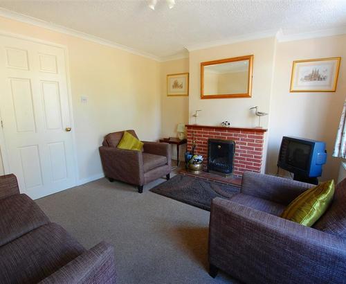 Sitting room - View 2