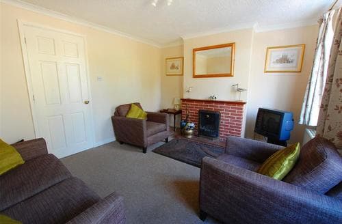 Sitting room - View 2