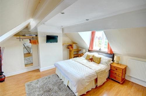 Bedroom 3 - View 1