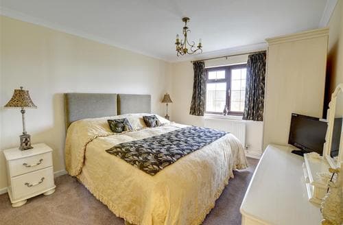 King Size or Twin Room