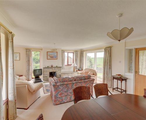 Sitting Room - View 2
