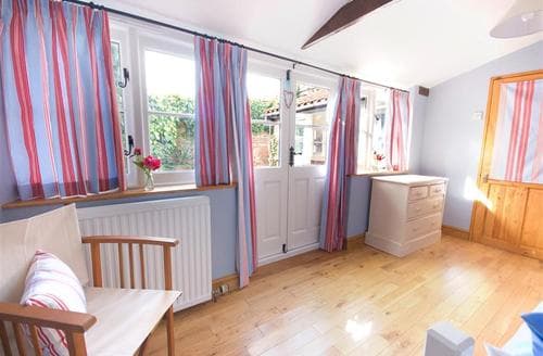 Bedroom 3 - View 2