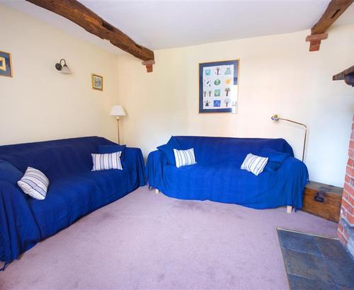 Sitting room - View 2
