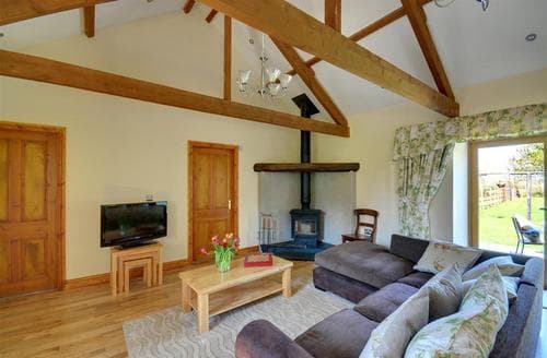 Sitting Area - View 2
