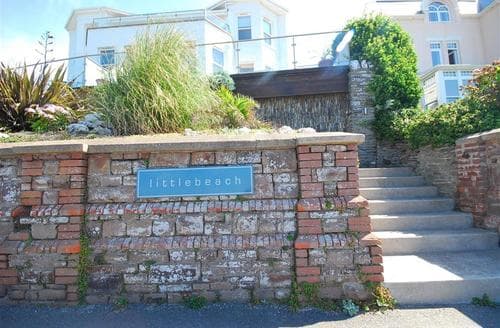 Front Entrance to Apartments