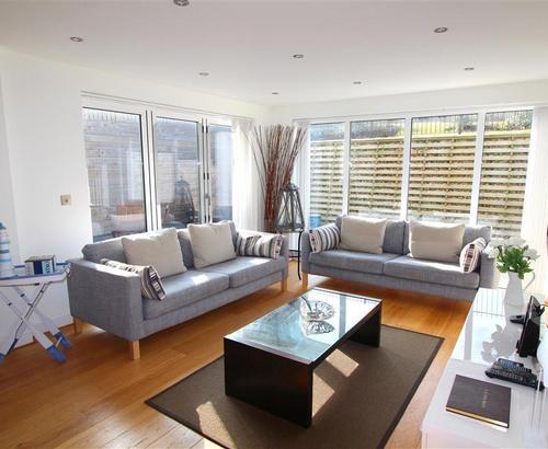 Sitting Room - View 2