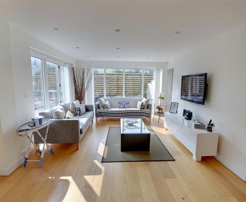 Sitting Area