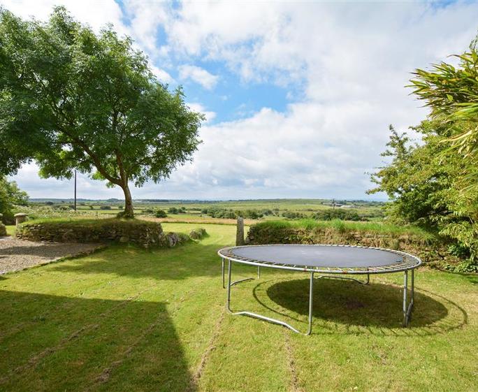 Trampoline
