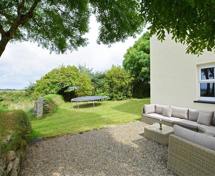 Outside Sitting Area