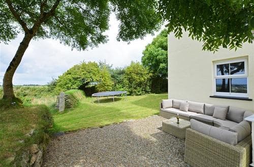 Outside Sitting Area