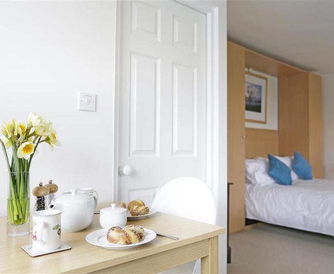 Open Plan Room - View 6