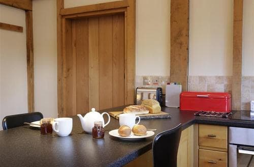 Open Plan Room - View 7