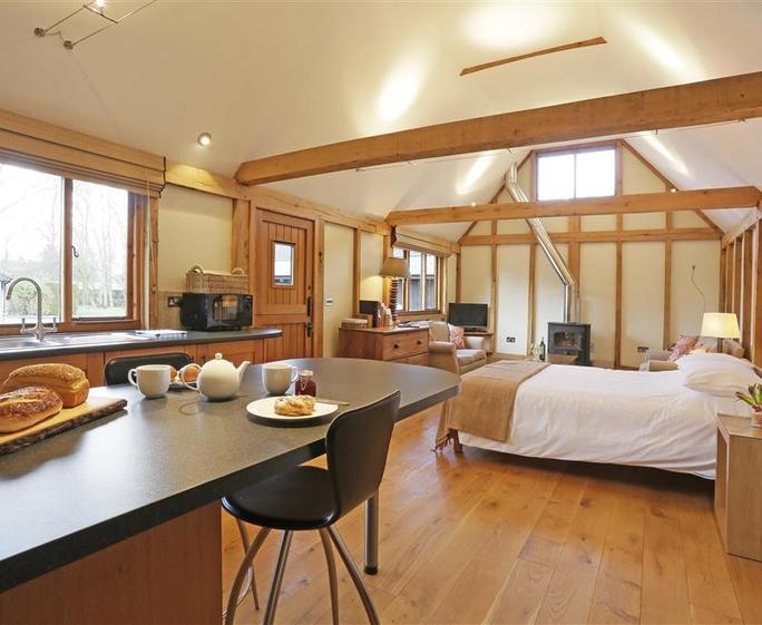 Open Plan Room - View 6