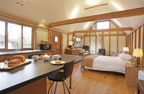 Open Plan Room - View 6