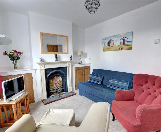 EK726 - Sitting Room - view 2
