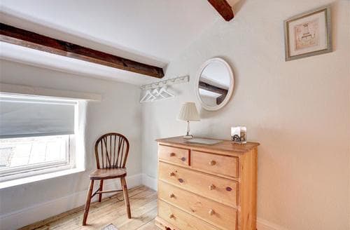 Bedroom 2 - View 3