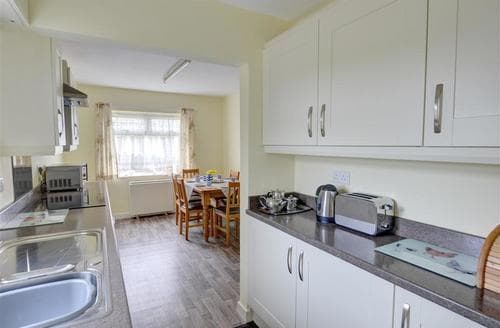 WAG556 - Kitchen Diner View 2