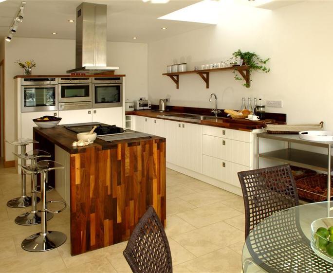 TRIGFA - Kitchen View 2