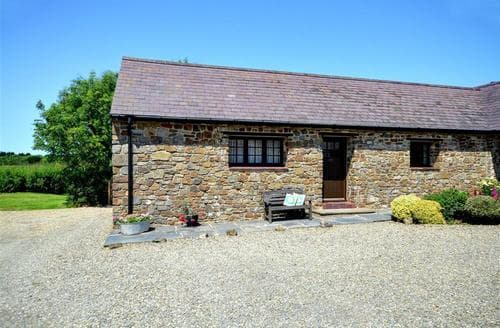 last minute deals holiday cottages wales