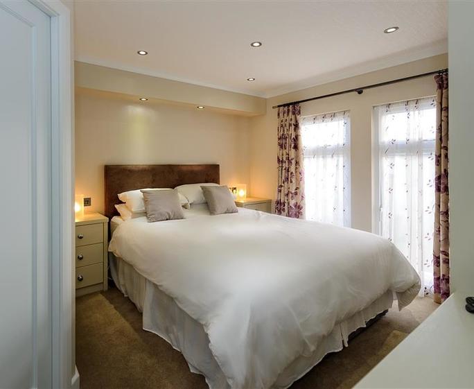 T34WAR - Double Bedroom - View 2