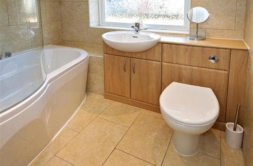 TYNIXX - Bathroom View 1
