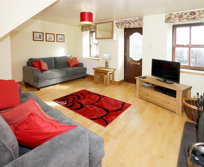 Snowdon-View-lounge-v2-16