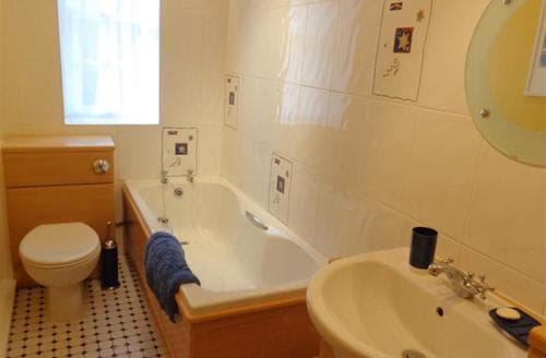Main bathroom