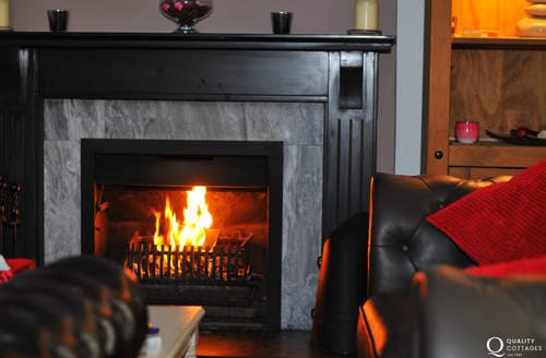  Llyn Peninsula cottage with Open fire