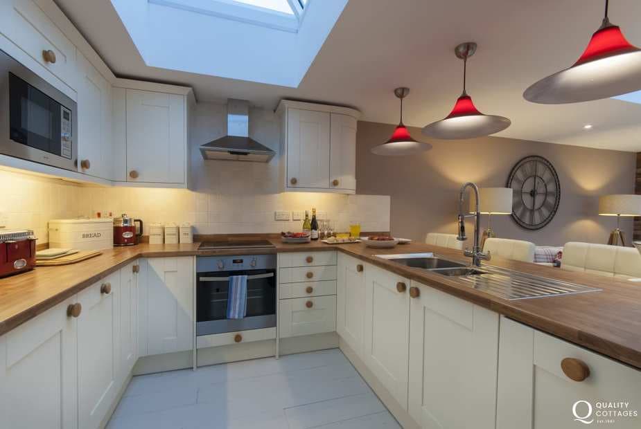 Little Haven self catering cottage with luxury open plan kitchen