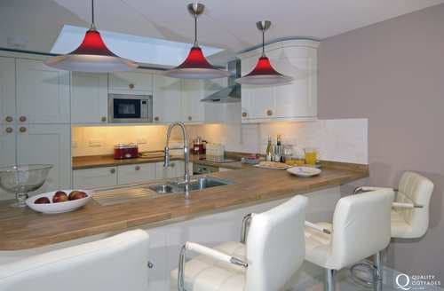 North Pembrokeshire holiday cottage - kitchen
