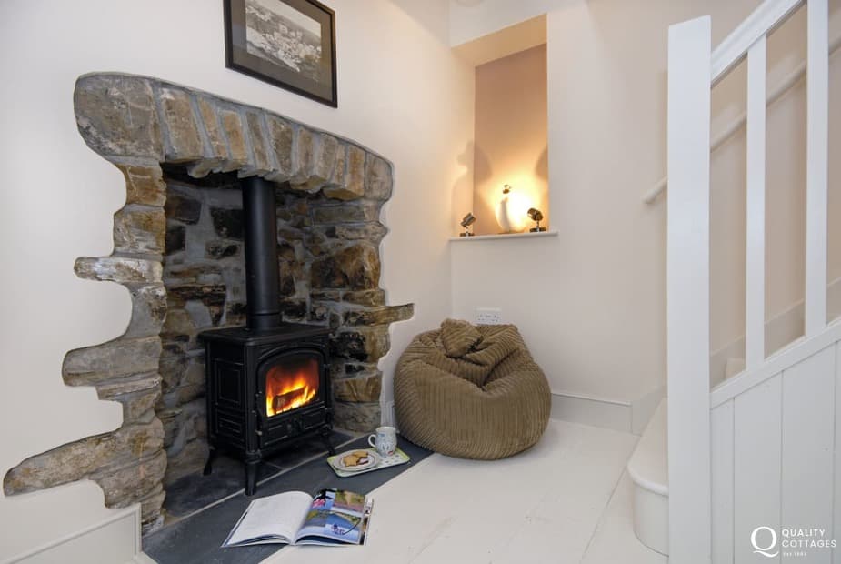 Cosy cottage with log burning stove in the hallway