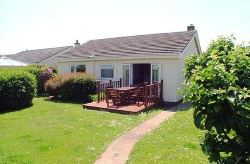 Sandpiper Holiday Cottage Paignton - Garden & Deck