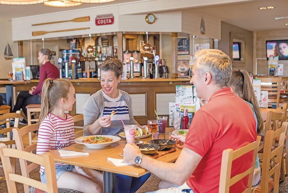The Boathouse Bar & Restaurant | Skipsea Sands, Skipsea, East Yorkshire
