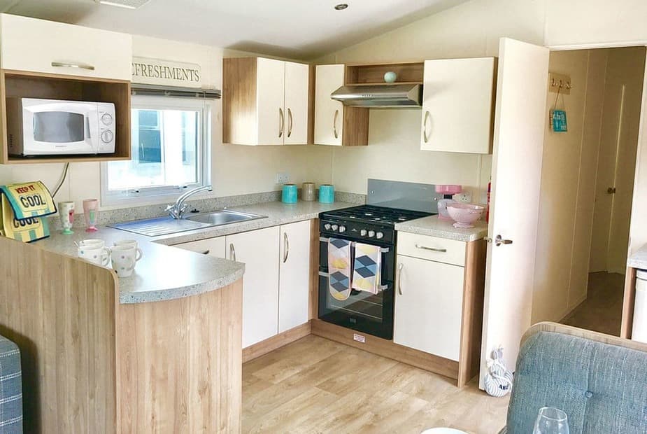 Superior Caravan 6 Pet | Barmouth Bay Holiday Park, Tal-Y-Bont, Gwynedd