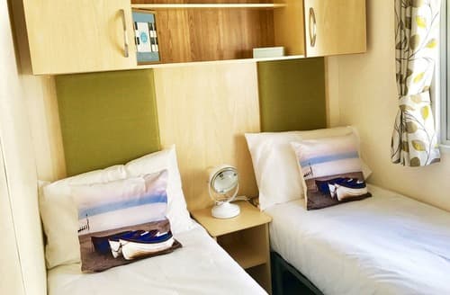 Superior Caravan 6 Pet | Barmouth Bay Holiday Park, Tal-Y-Bont, Gwynedd