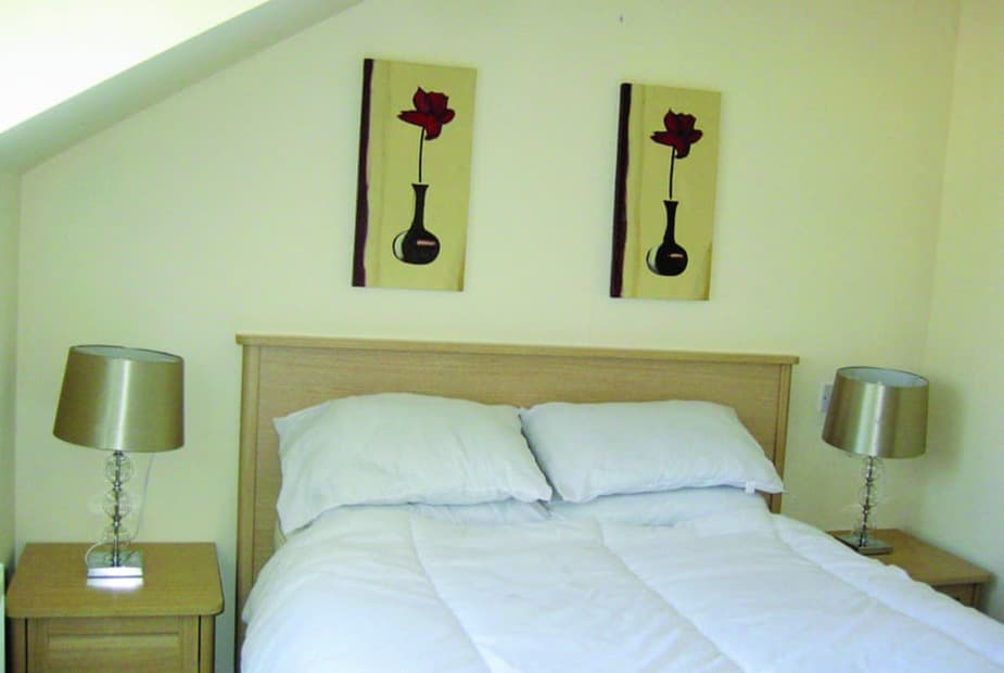 Weir Side Apartment