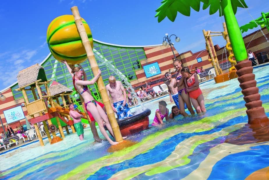 Outdoor pool<br />