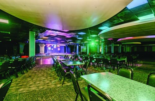 V Lounge