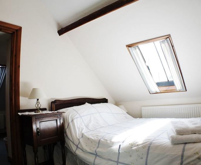 Sleep well in the relaxing double bedroom