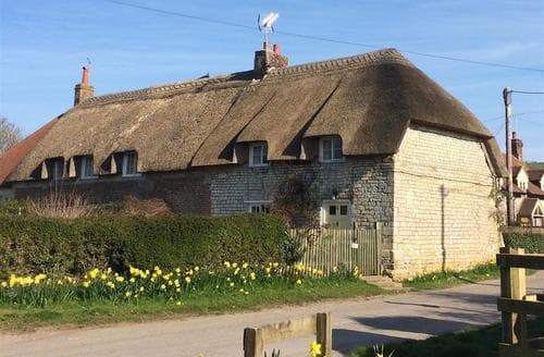 Herring Cottage, East Chaldon, Dorset 001