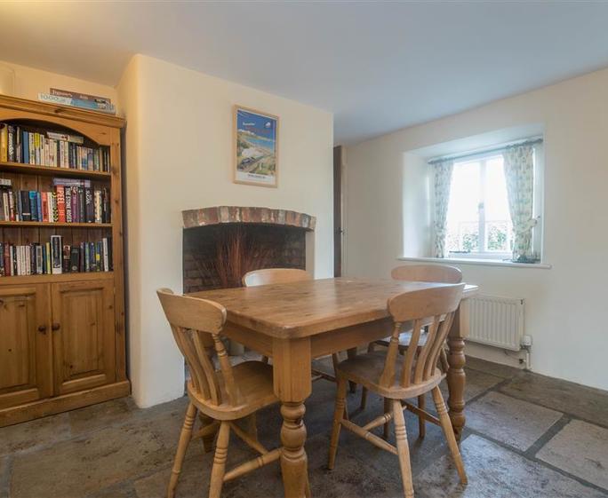 Primrose Cottage, Church Knowle (1 of 15)