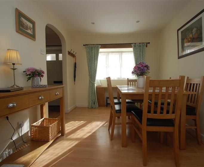 Primrose Cottage, Beaminster, Dorset.0063