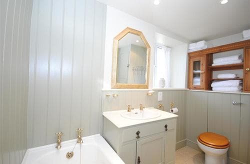 Guard House Cottage, Seatown, Dorset.  033