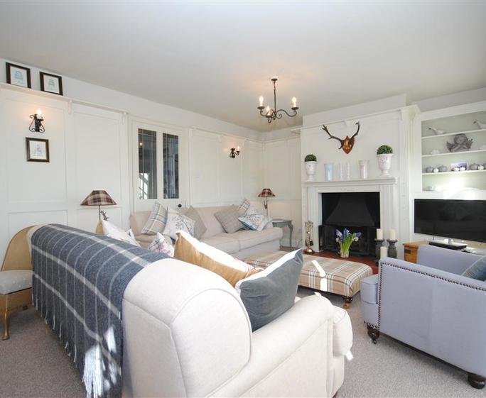 Guard House Cottage, Seatown, Dorset.  077